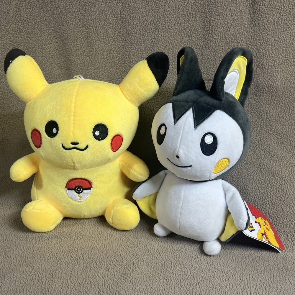 Pokemon Pikachu & Emogla‎ 8" Plush